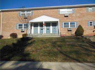 142 Meyer Oval, Pearl River, NY 10965