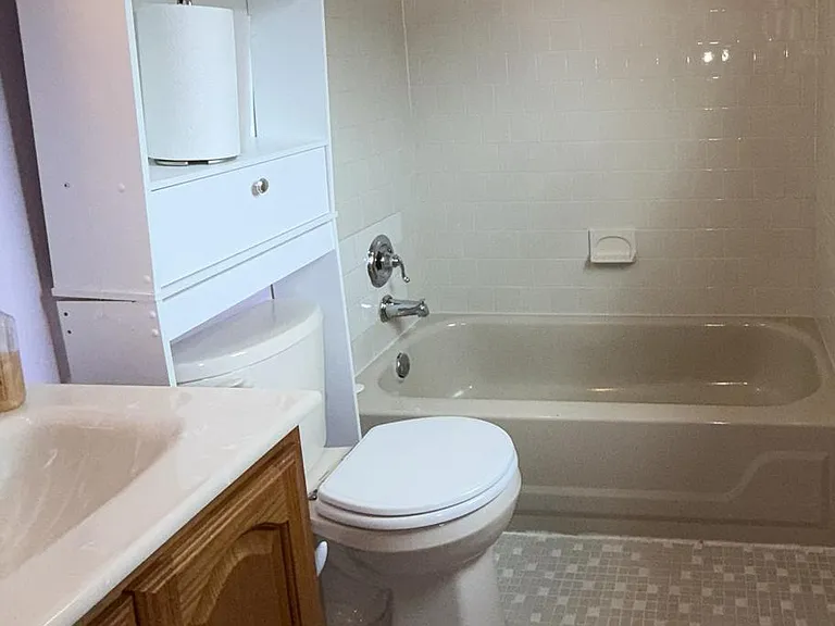 6410 Coleton Ct — Photo 17