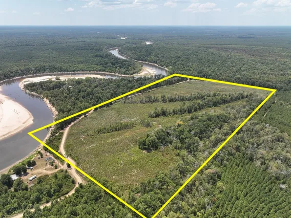 1 County Road 4085, Bon Wier, TX 75928