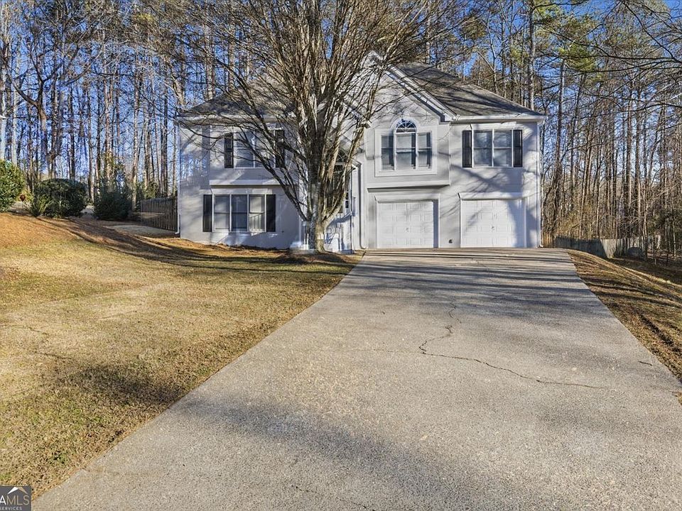 1st image of 1728 Victoria Way NW