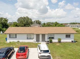 136 Gordon Ave S, Lehigh Acres, FL 33973