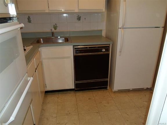 4th image of 400 E 85th St APT 6B