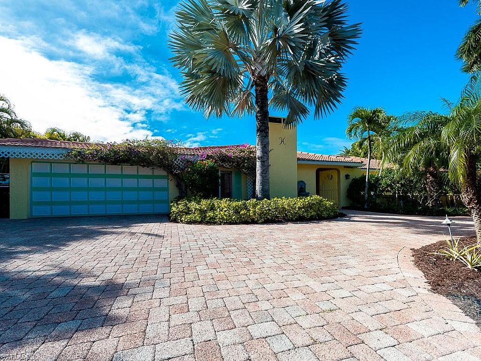1st image of 9421 Moonlight Dr