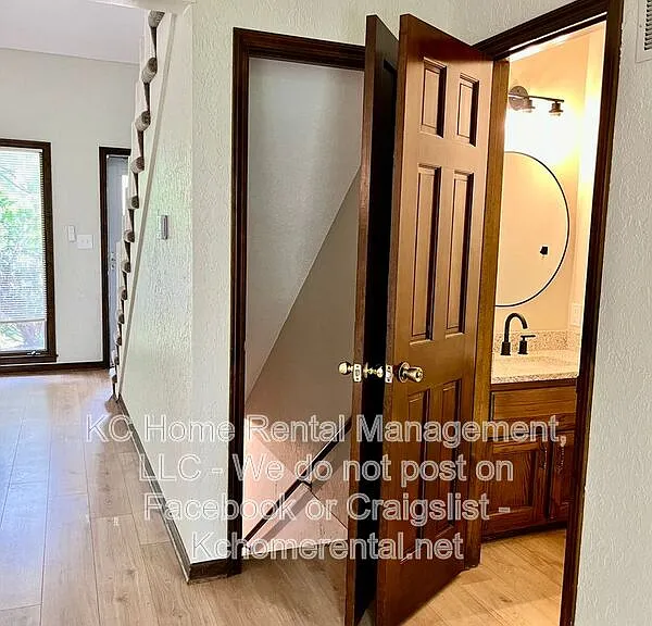 3868 SW Harbor Dr — Photo 22