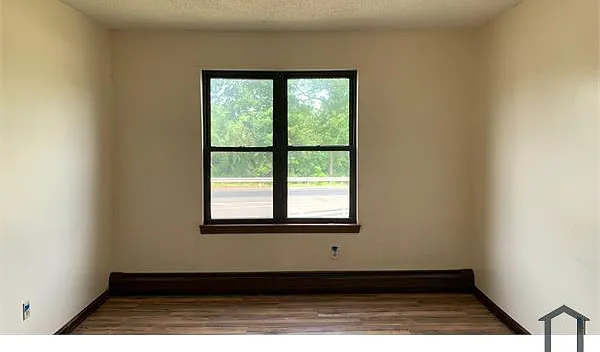 4 Flower St #2 — Photo 8
