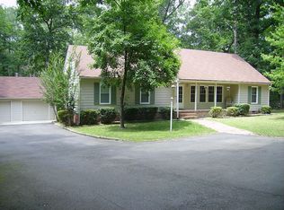 5020 Woolridge Rd, Moseley, VA 23120