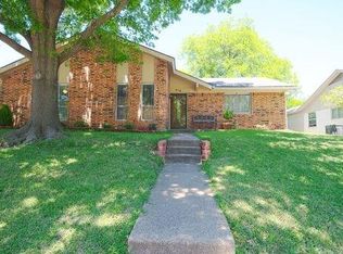 519 Meadowglen Dr, Duncanville, TX 75137
