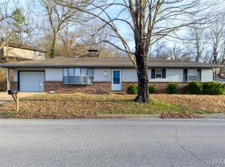 1401 Hull Valley Dr, Waynesville, MO 65583