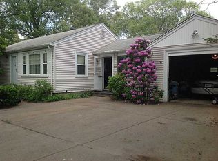 316 Buttonwoods Ave, Warwick, RI 02886