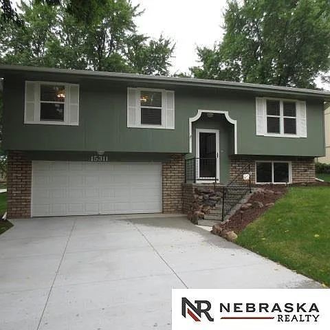 15311 Wycliffe Dr Photo 1