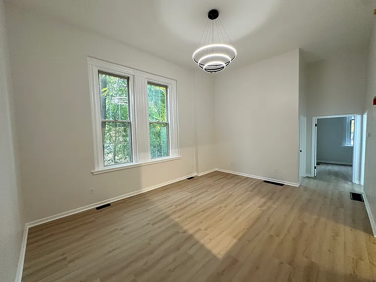 97 South Ave #8 — Photo 10