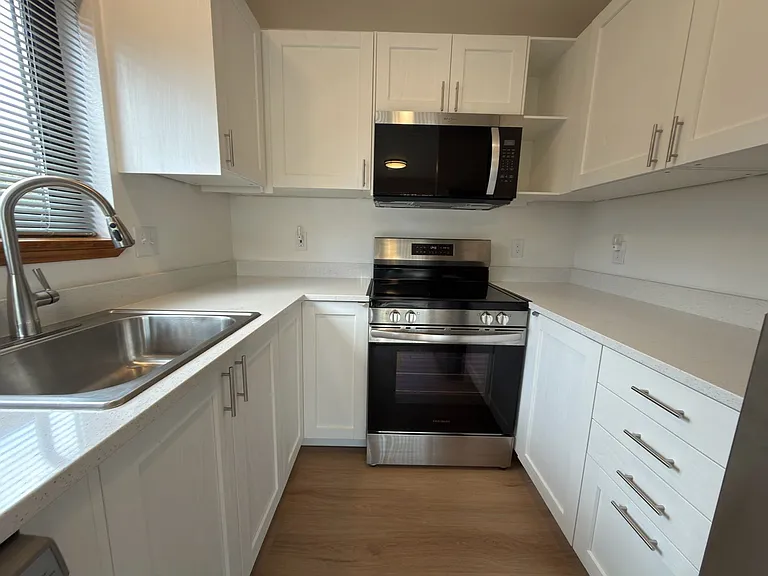 1307 Rufina Ln #1 — Photo 15