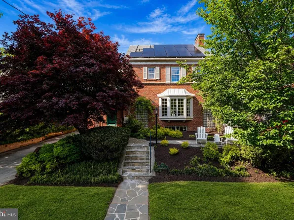 4507 Verplanck Pl NW, Washington, DC 20016