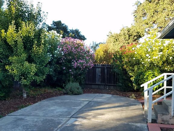 2nd image of 611 8th Ave