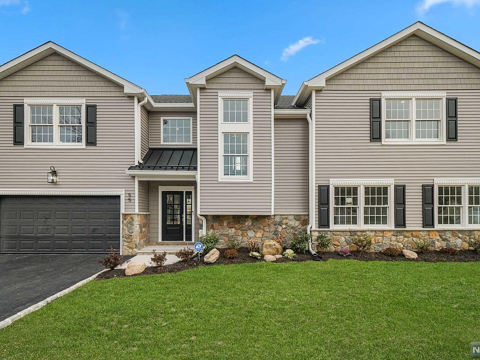 1st image of 55 Emwood Dr