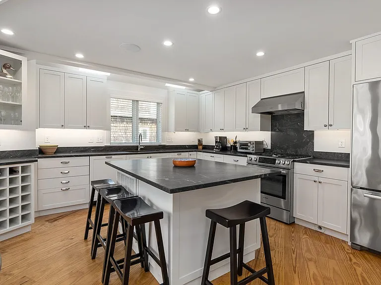 2256 Ocean Blvd — Photo 9