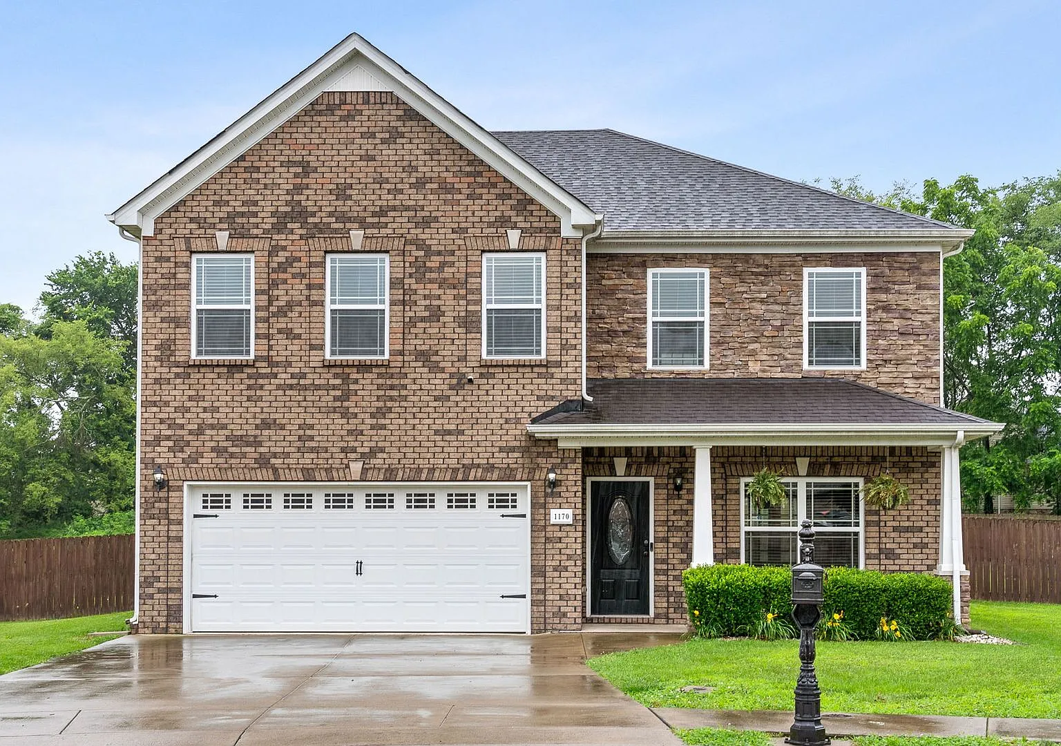 1170 Dygert Ct Clarksville, TN 37042 — Photo 2