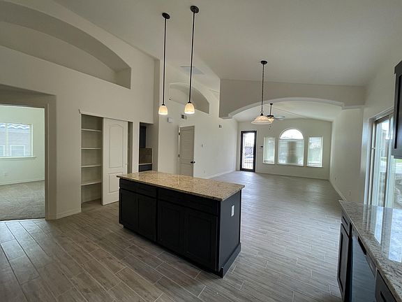 4th image of 248 Ilchester Way