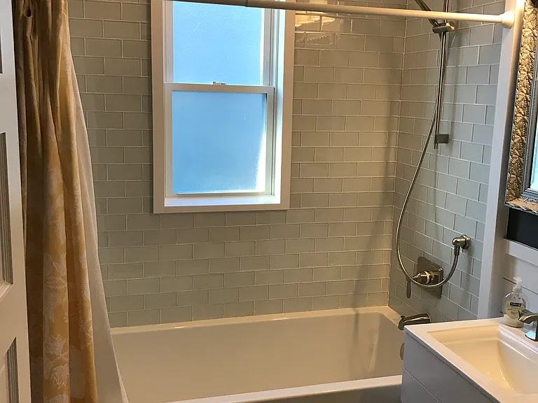 7 Fairfield St #9 — Photo 24