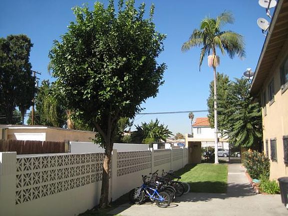 3rd image of 9312-9316 Elm Vista Dr #12