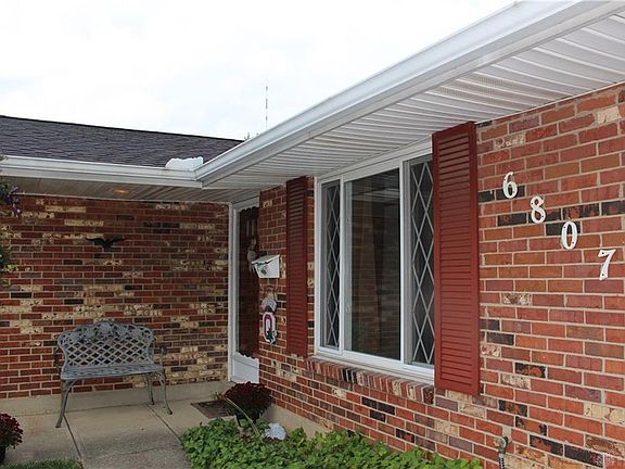 4th image of 6807 Locustview Dr