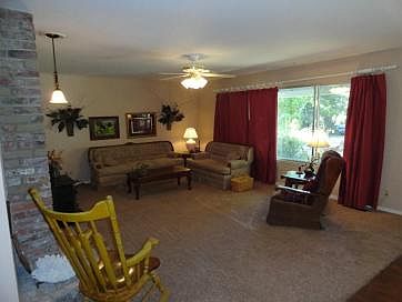 3rd image of 9923 Oriole Ln