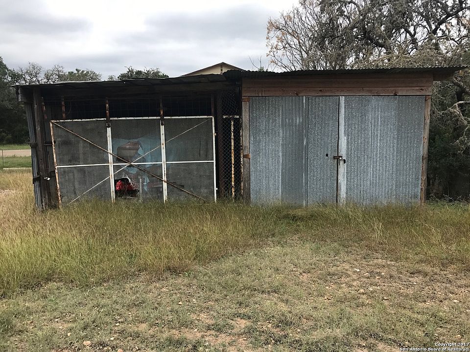 2nd image of LT 10 Live Oak Ln LOT RESID