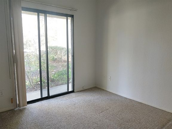 3rd image of 986 Lupine Hills Dr Unit 88