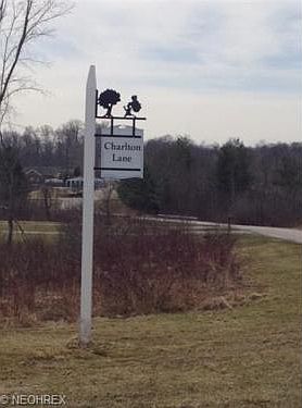 3rd image of 10120 Charlton Ln
