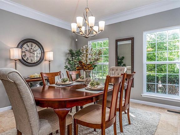 2nd image of 2 Sage Meadows Ct