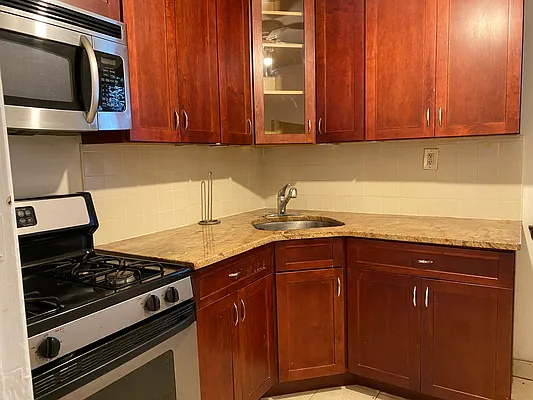 Sold by MJR Real Estate | media 14