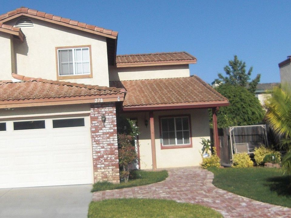 Country Grove 4 Bed 2 1/2 bath