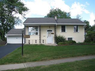 16728 W McDonald Dr, Lockport, IL 60441