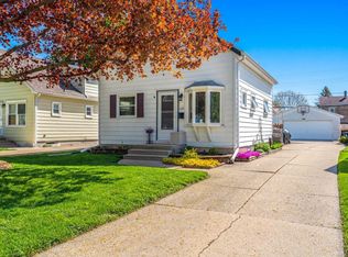 1122 S 110th St, West Allis, WI 53214