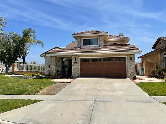 2nd image of 2351 Whiteoak Ln