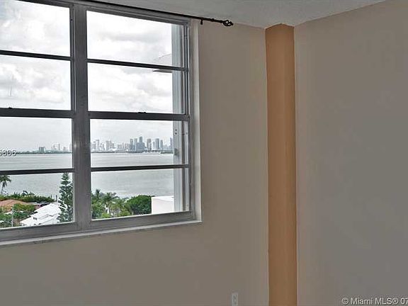 3rd image of 1455 N Treasure Dr #Penthouse O