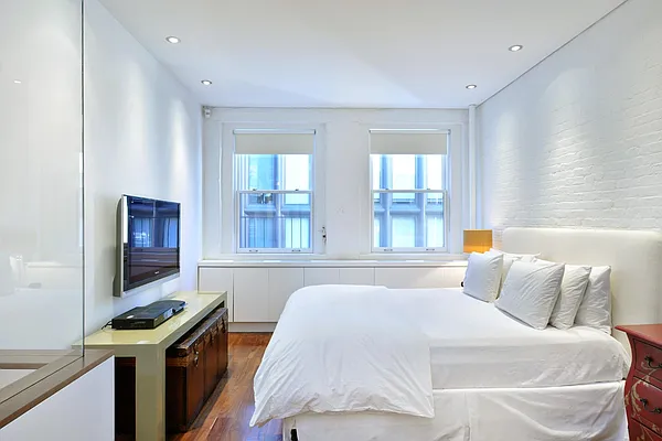 Sold by Corcoran | media 3