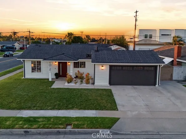 10121 Kukui Dr, Huntington Beach, CA 92646
