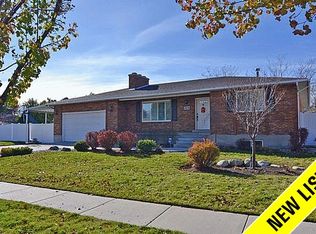 4858 S Hidden Cove Dr, Taylorsville, UT 84123