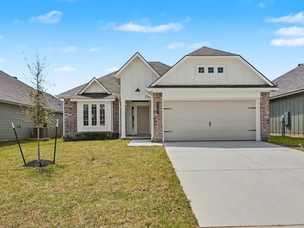 2407 Rooke Rd, Bryan, TX 77807