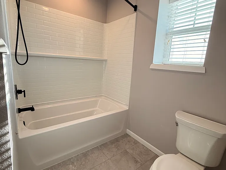 1397 Windwood Rd — Photo 48