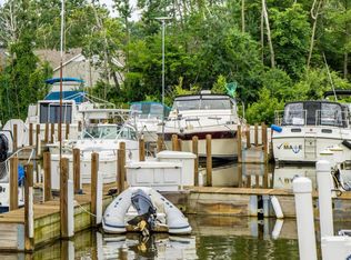 500 Virginia Ave #41, South Haven, MI 49090