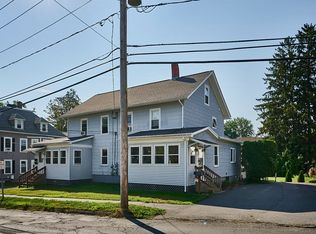 11-13 Liberty St, Easthampton, MA 01027