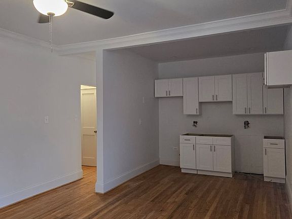 2nd image of 4840-42 N Hermitage Ave #40-2E