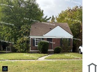 19373 Barlow St, Detroit, MI 48205