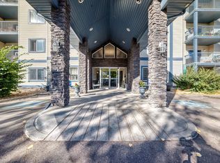 Promenade Eaux Claires, Edmonton, AB T5Z 3Y5