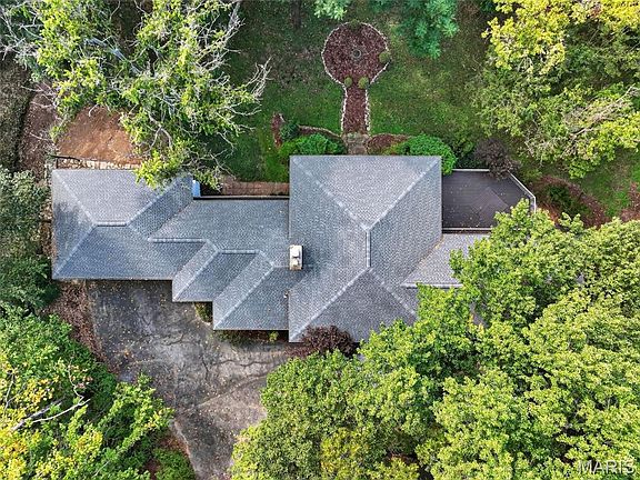 4th image of 80 Sorrel Ln