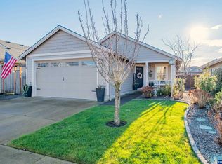 1633 SE Osoberry St, Dallas, OR 97338