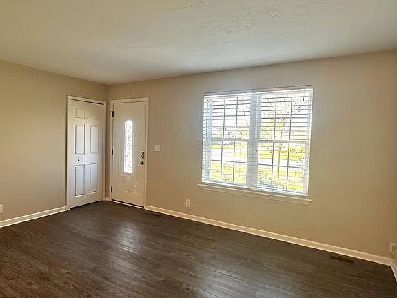 4th image of 5103 Cynthia Dr