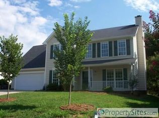 5920 Highland Grove Dr, Summerfield, NC 27358